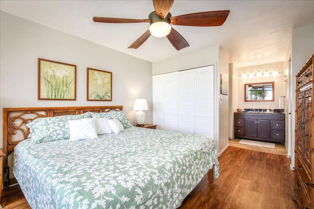 Beautiful 2/2 Condo In Kailua Kona. Ocean View! 외부 사진