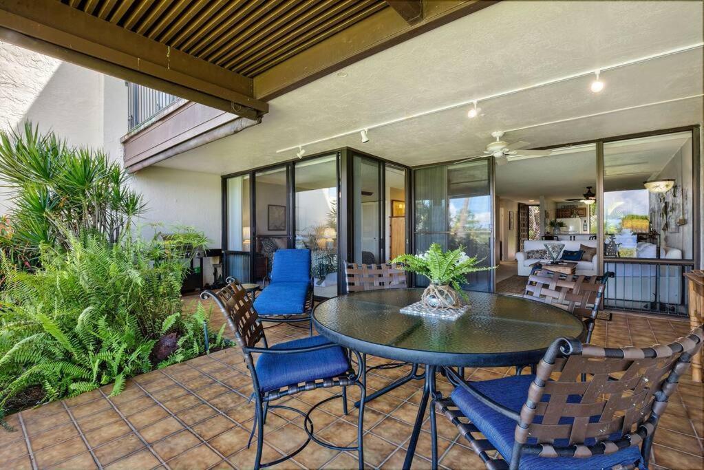 Beautiful 2/2 Condo In Kailua Kona. Ocean View! 외부 사진